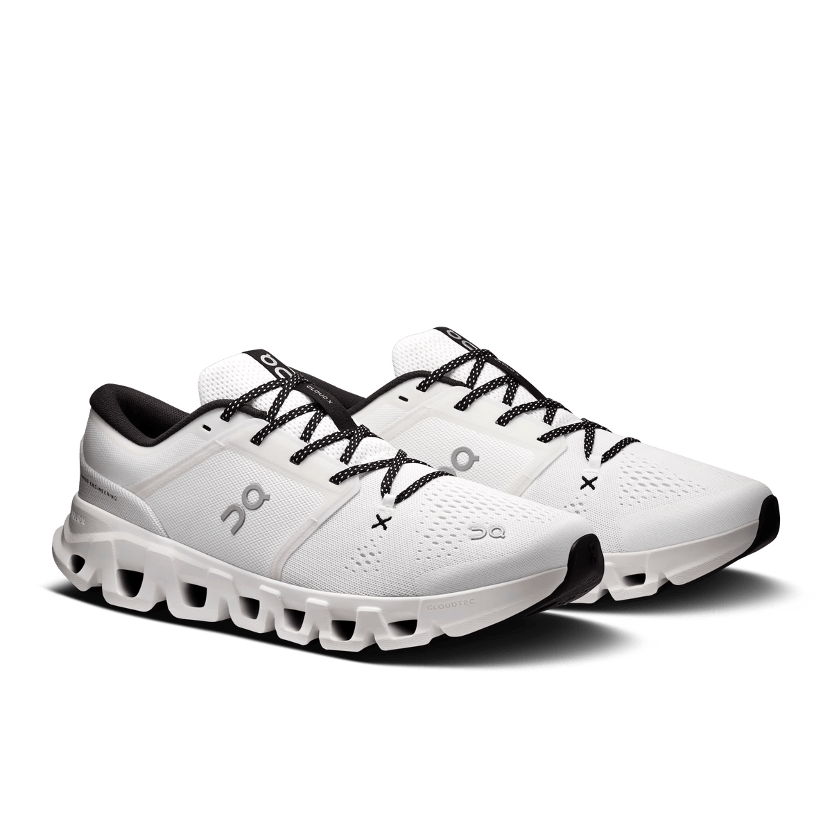 On Running Cloud X 5 White | Black