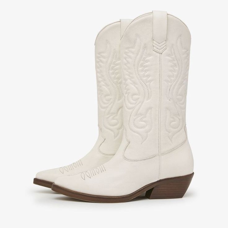 Women's white Western boots